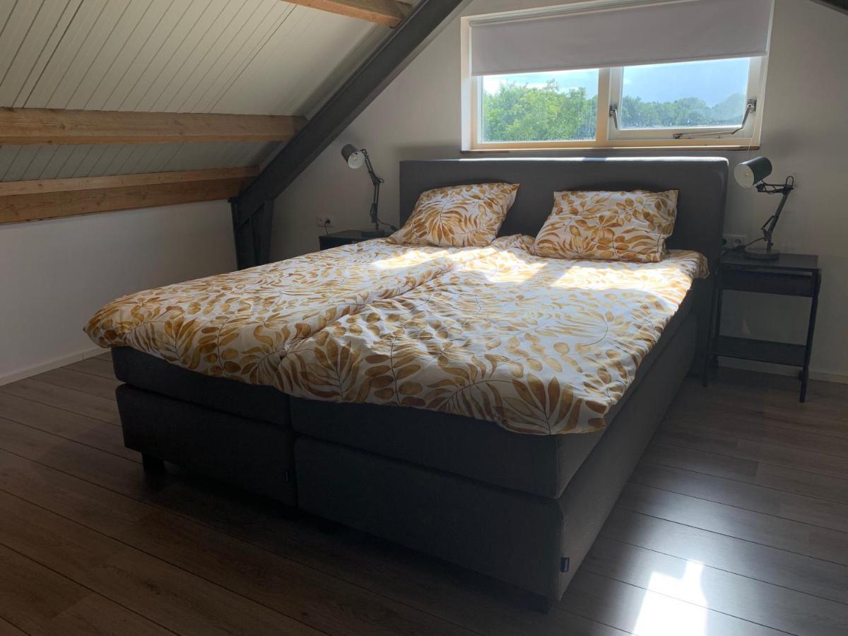 Vila Mae Usu Nieuw-Roden Exteriér fotografie