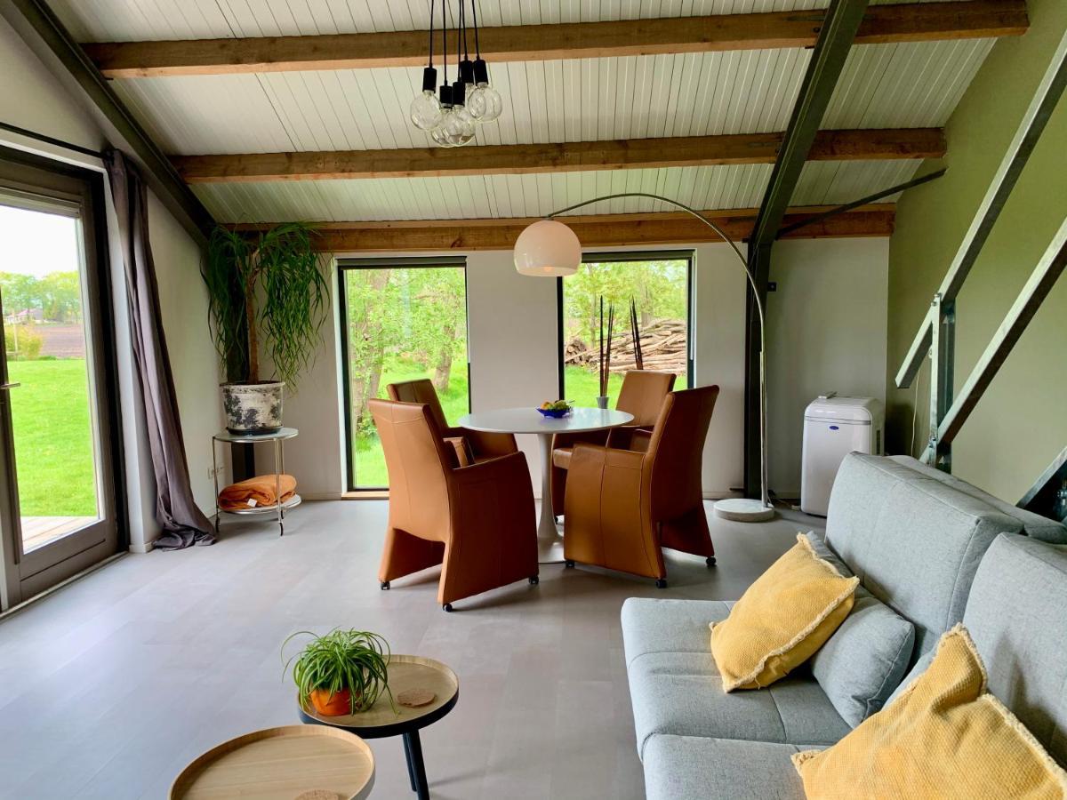 Vila Mae Usu Nieuw-Roden Exteriér fotografie